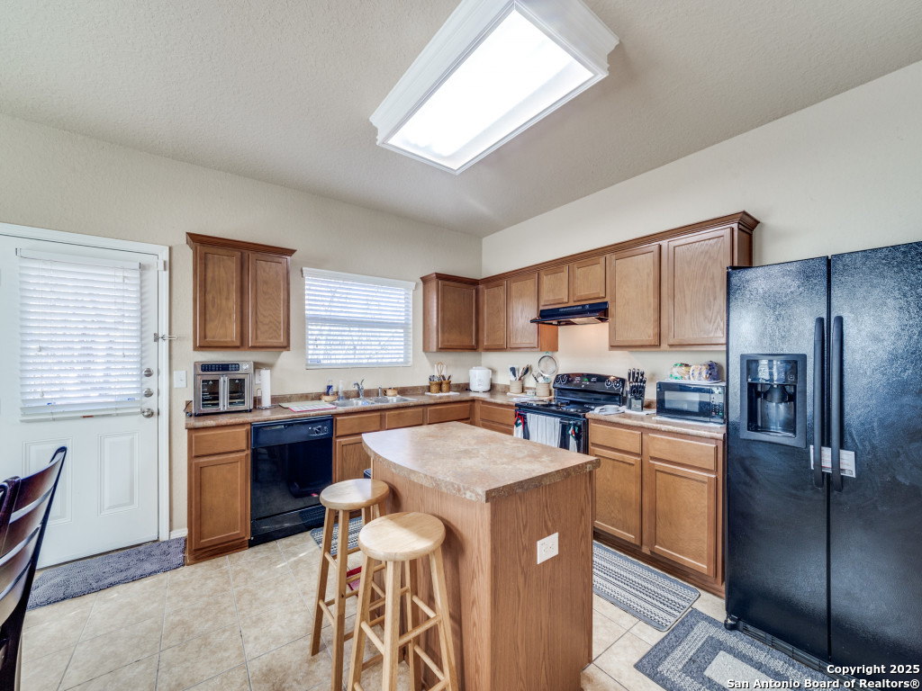 9702 Nueces Canyon