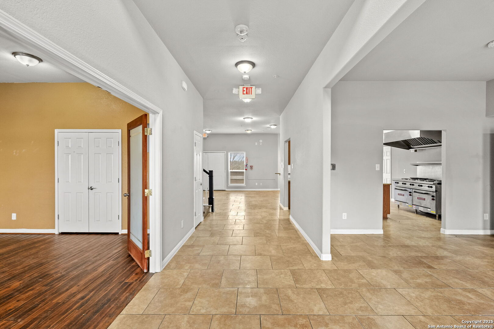 17606 Tucker Place