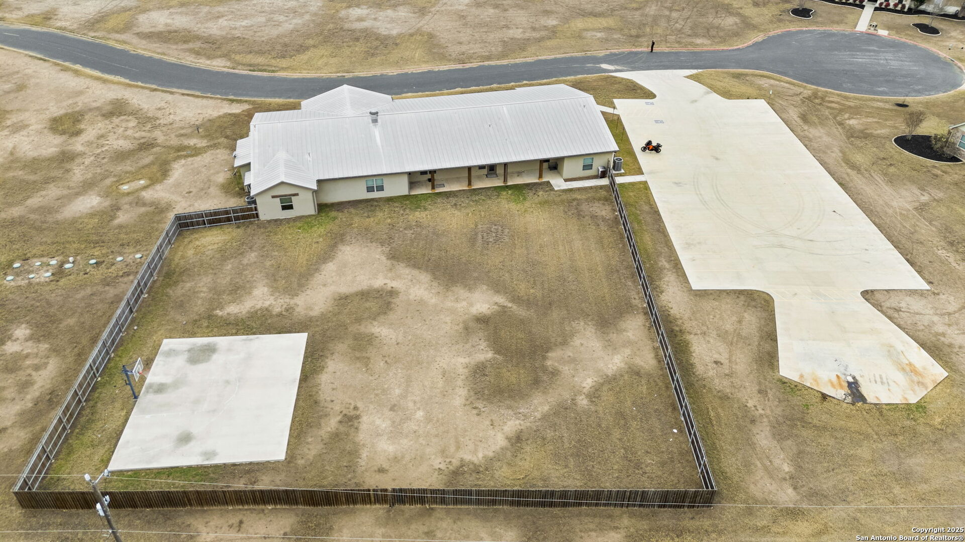 17606 Tucker Place