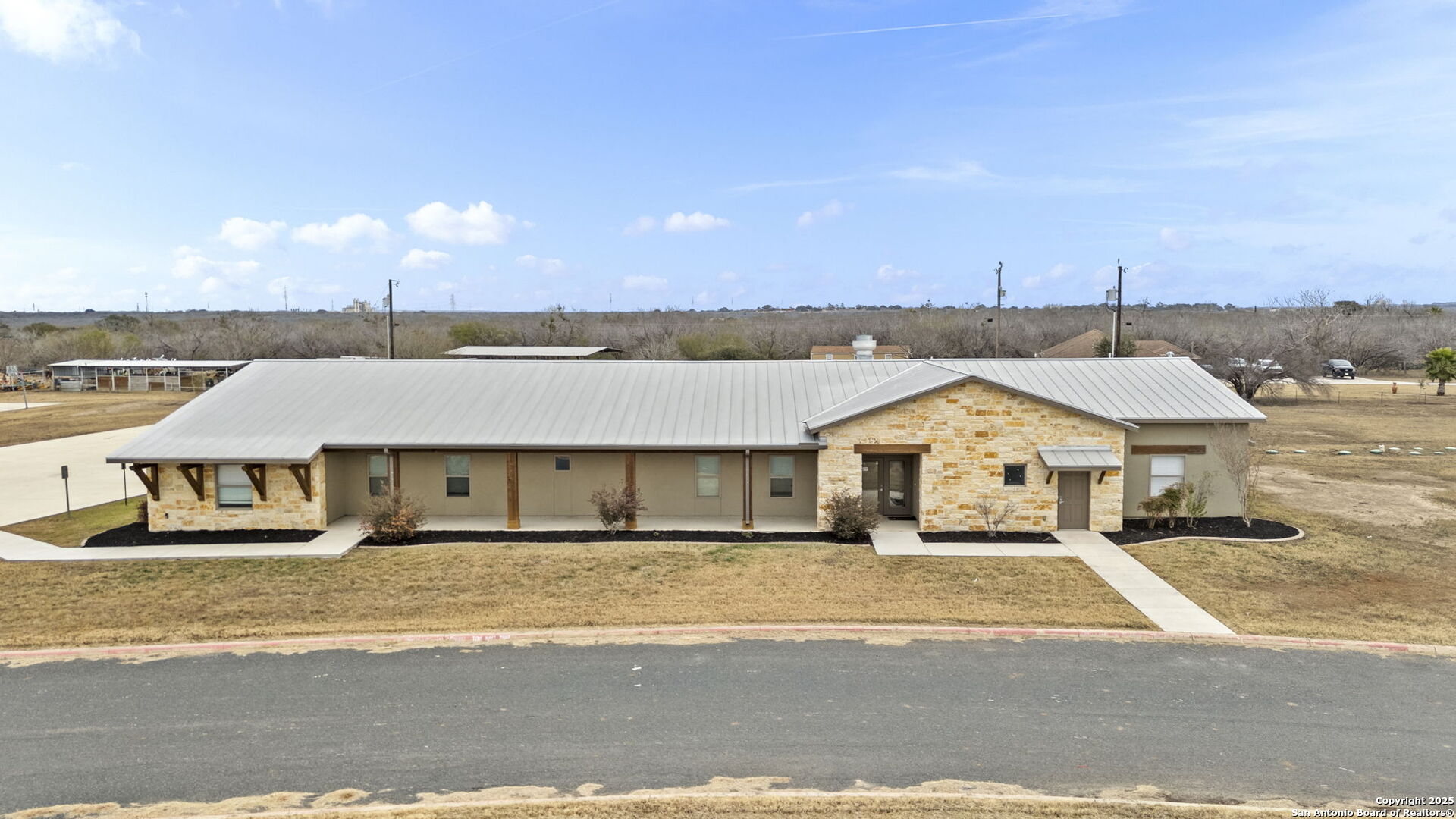17606 Tucker Place