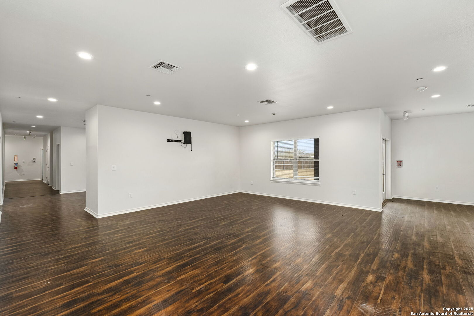 17606 Tucker Place