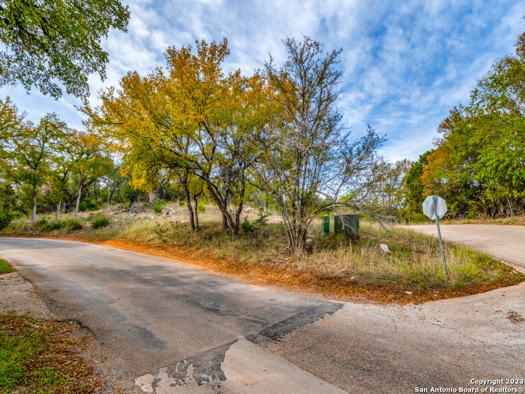 112 Woodacre Dr.