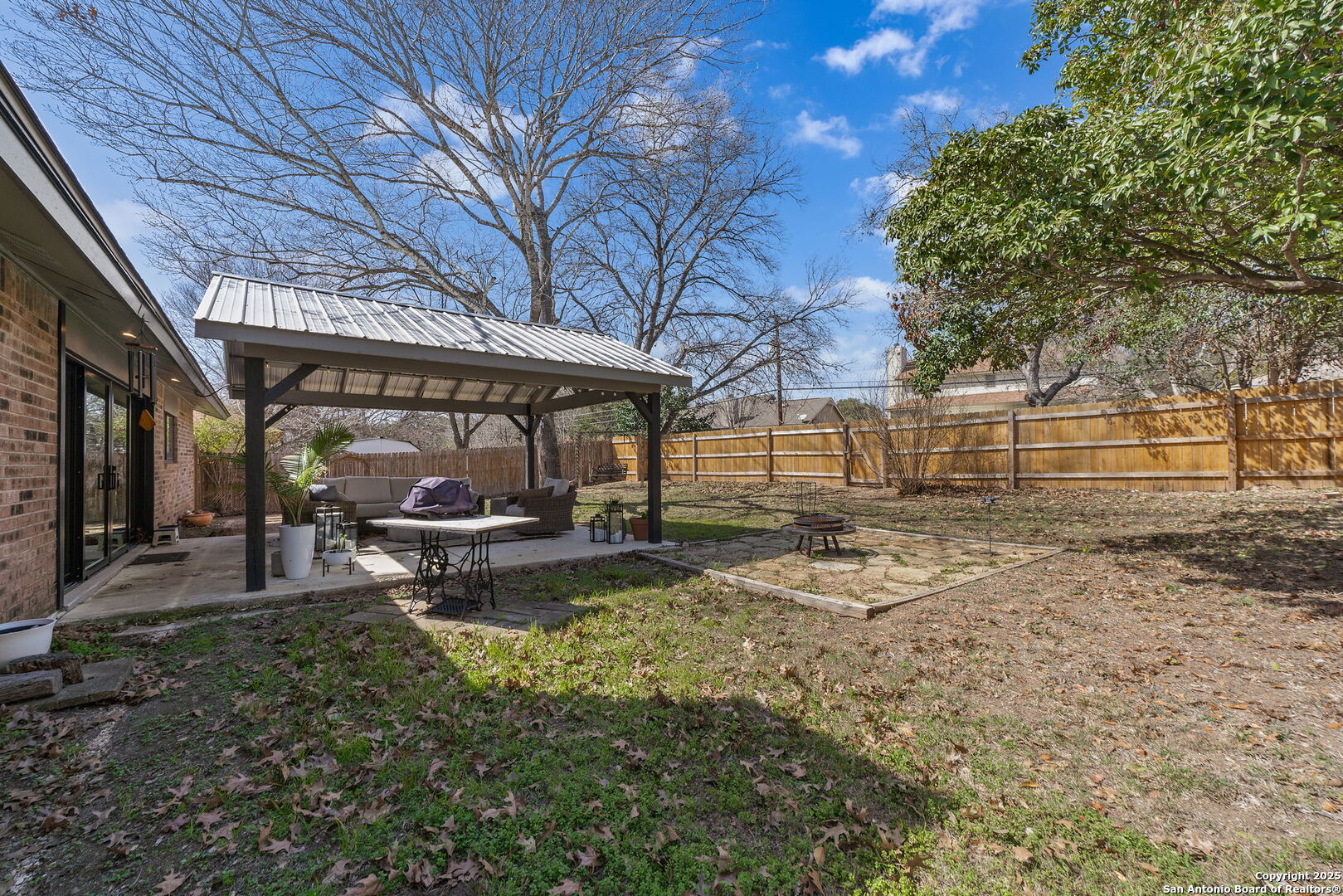8035 Misty Park