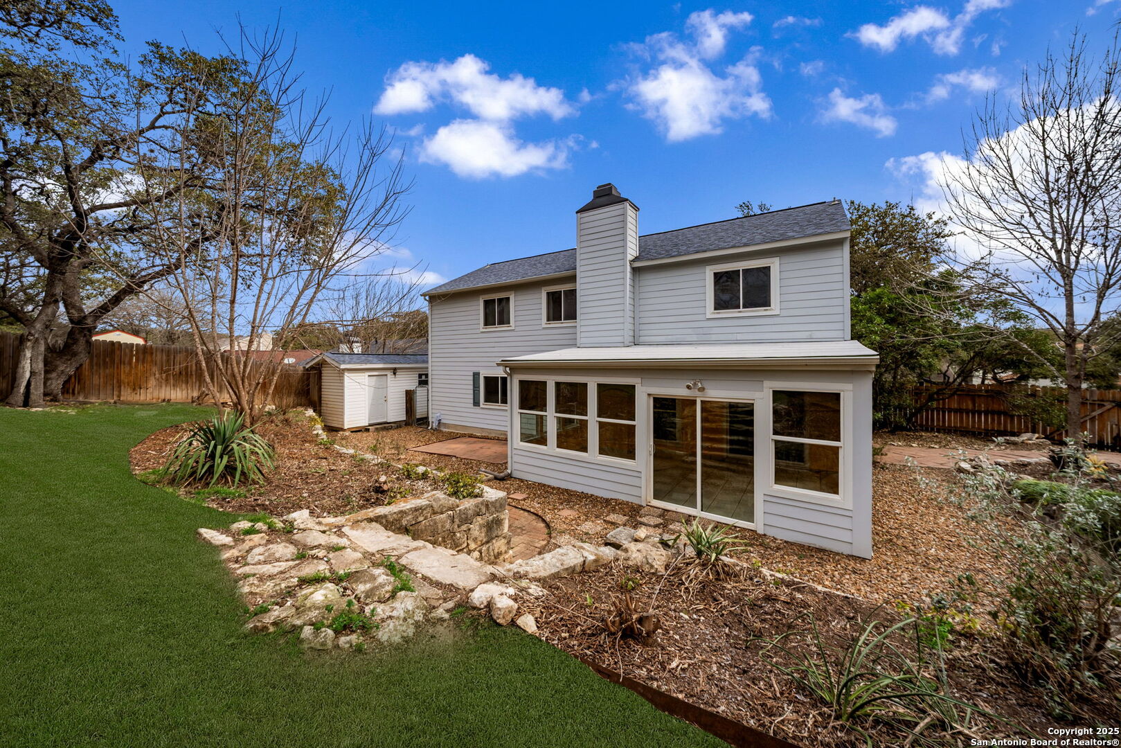 7811 Valley Trails