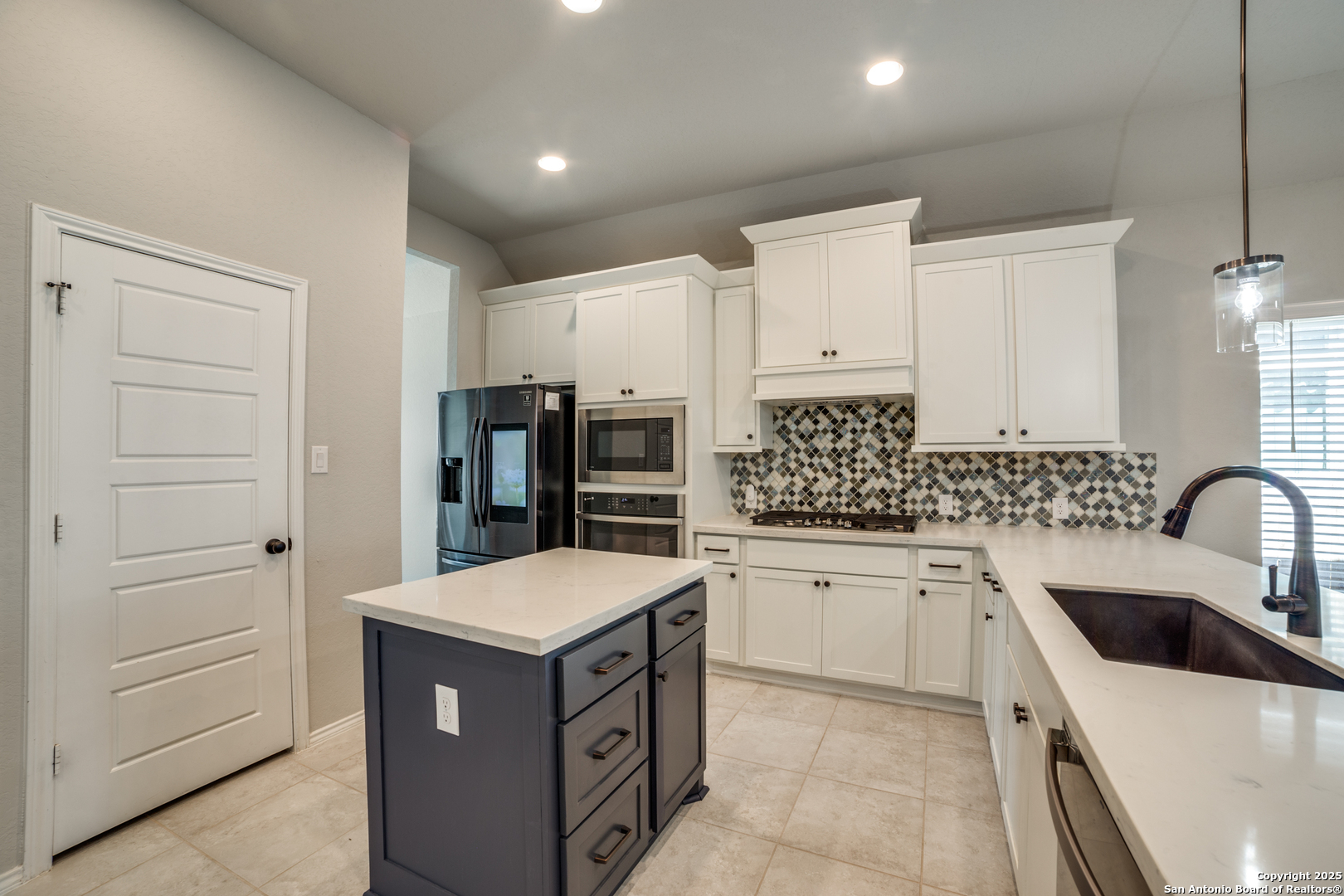 14147 Blind Bandit Creek