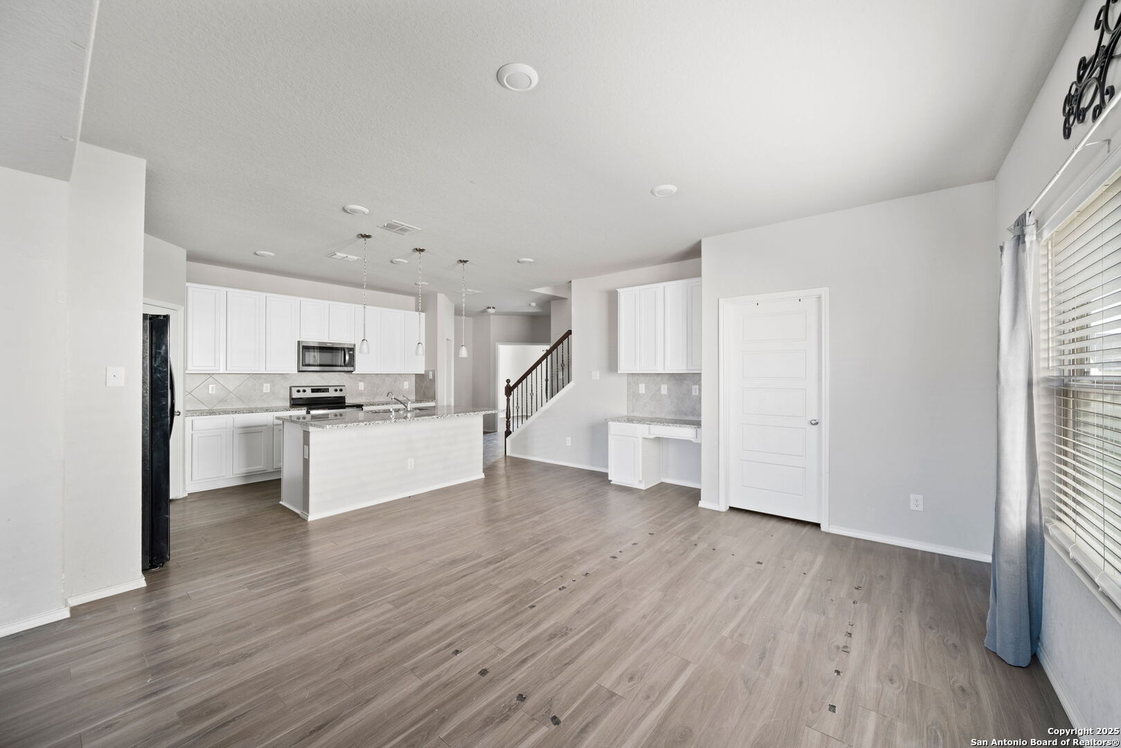 7802 Coffee Mill