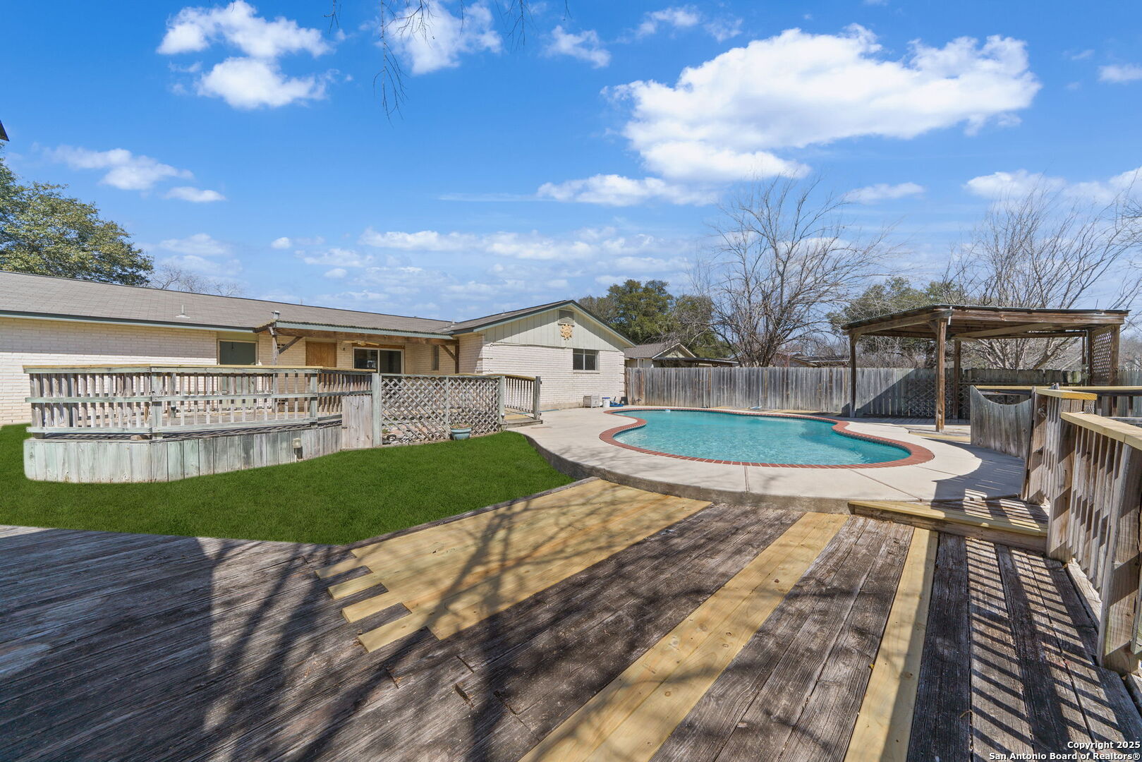 7710 Canterfield