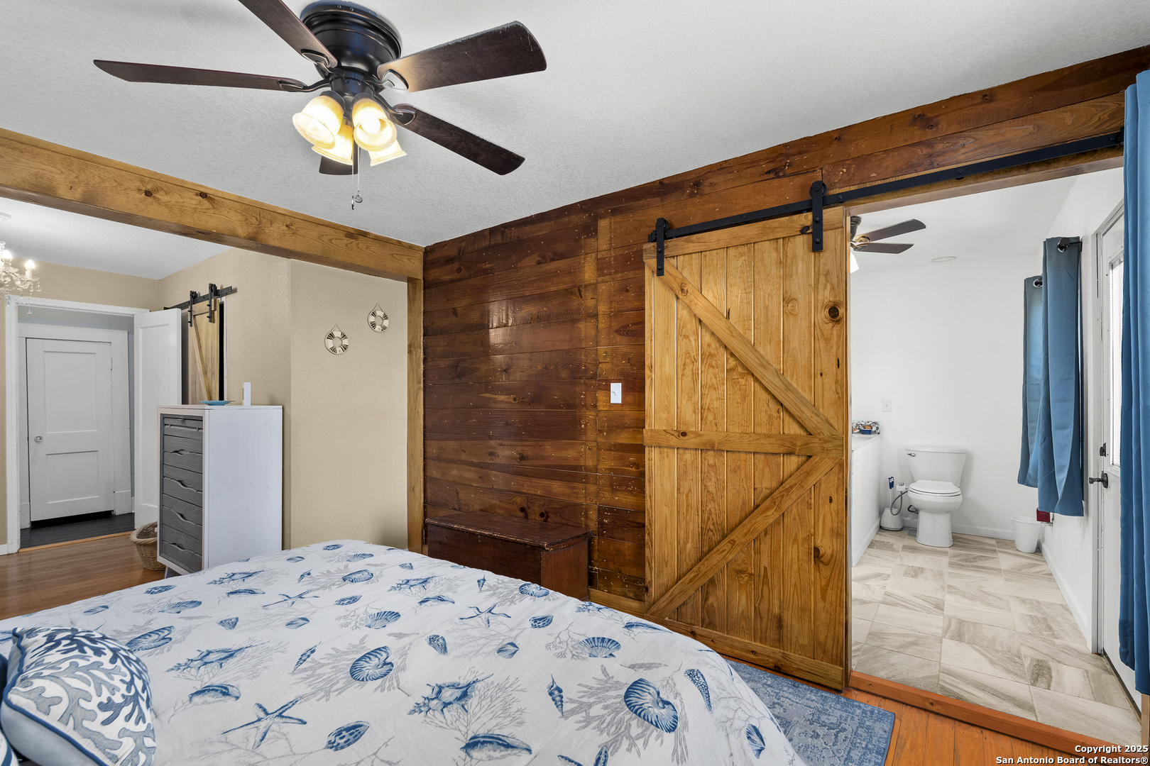 541 Robindale