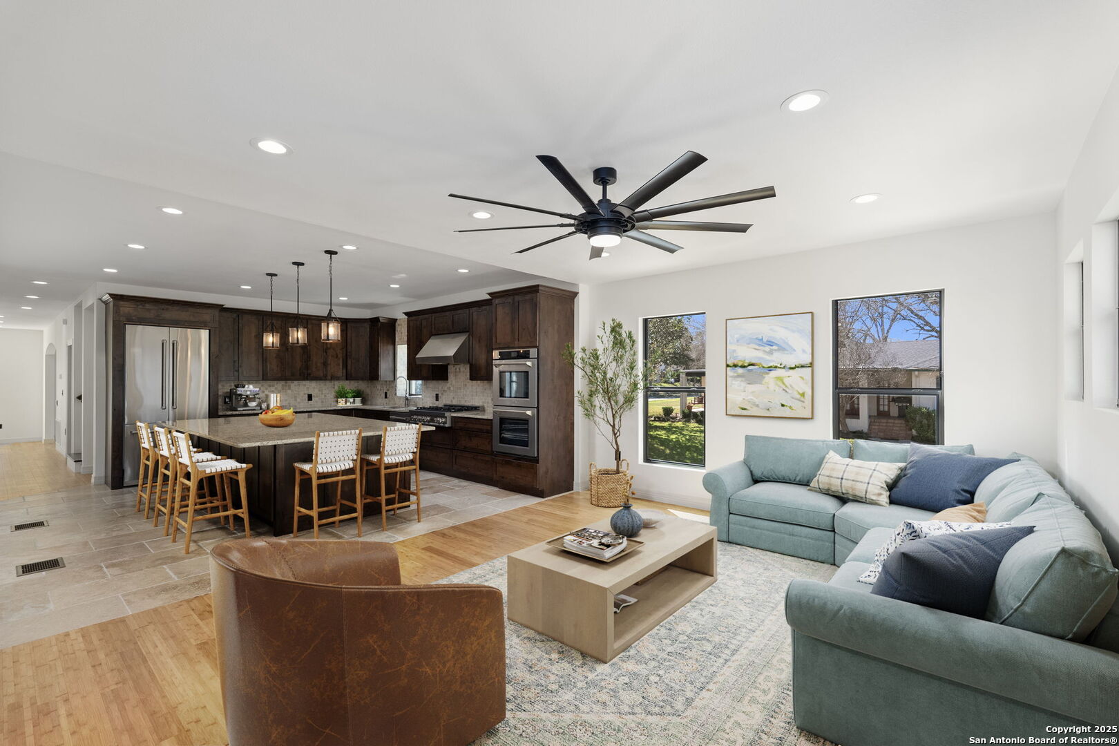 201 Cloverleaf Ave