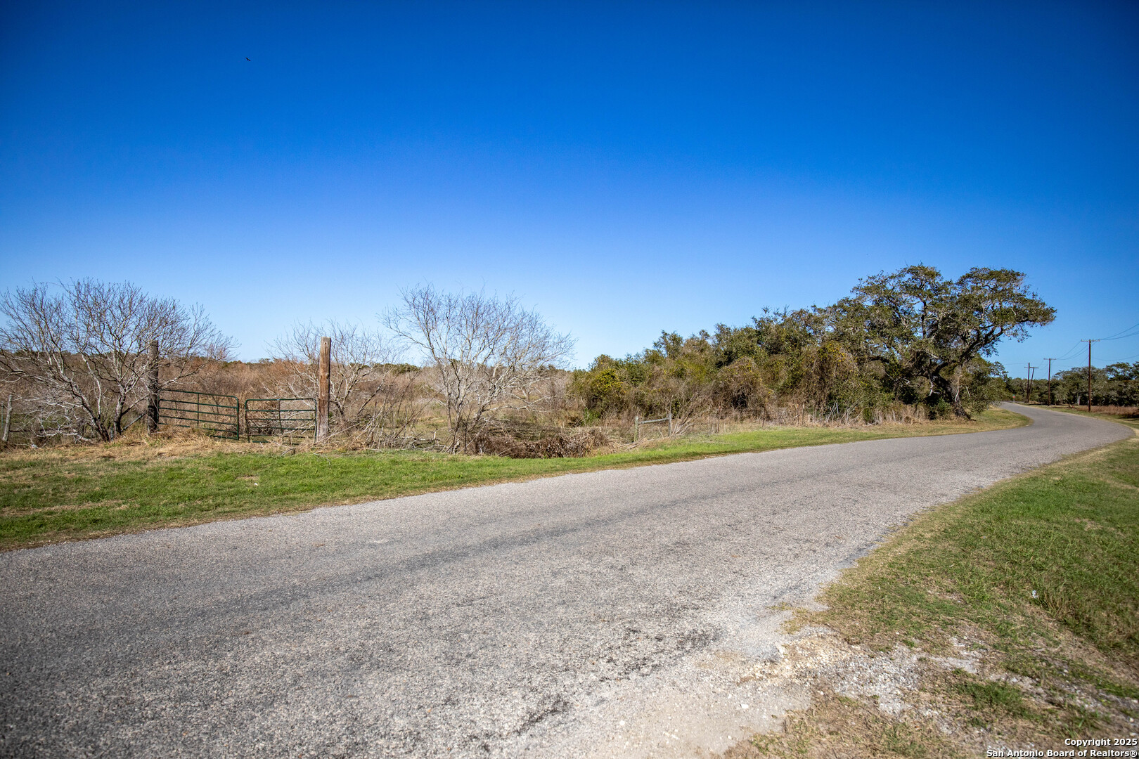 6498 Hwy 35 N