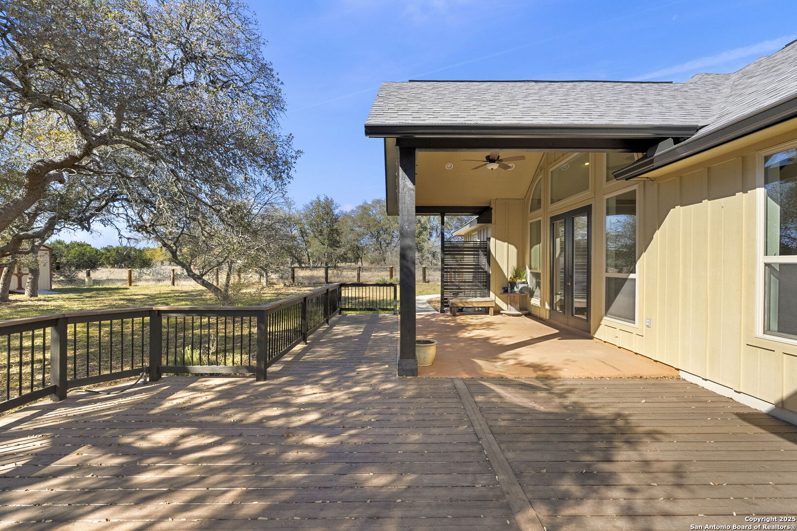 414 Rio Circle