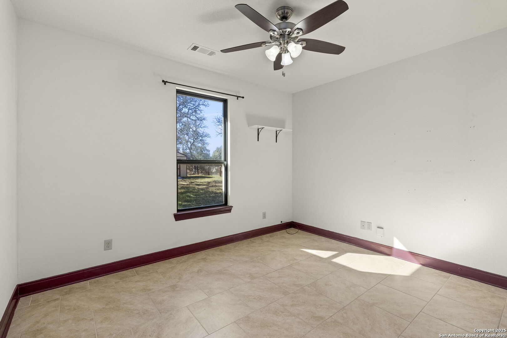 414 Rio Circle