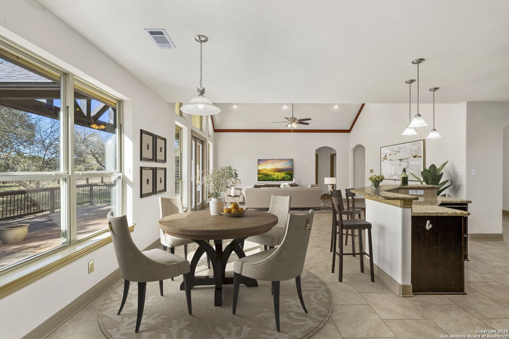 414 Rio Circle