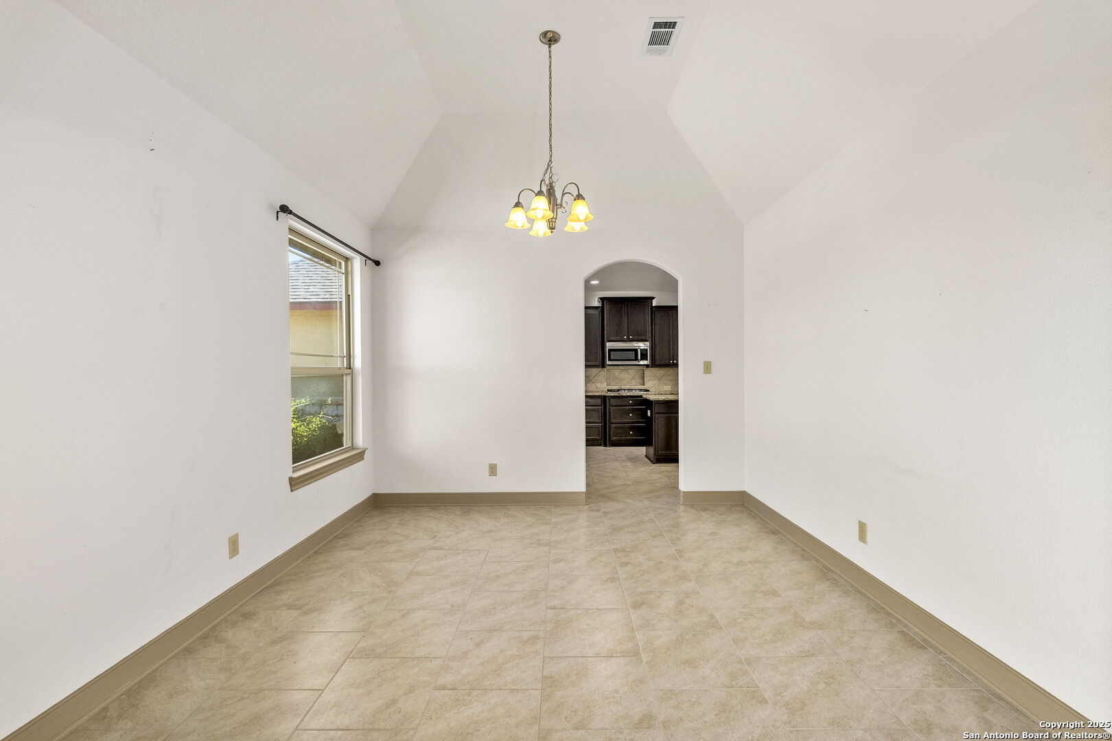 414 Rio Circle