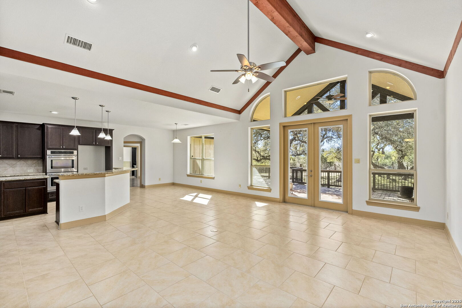 414 Rio Circle