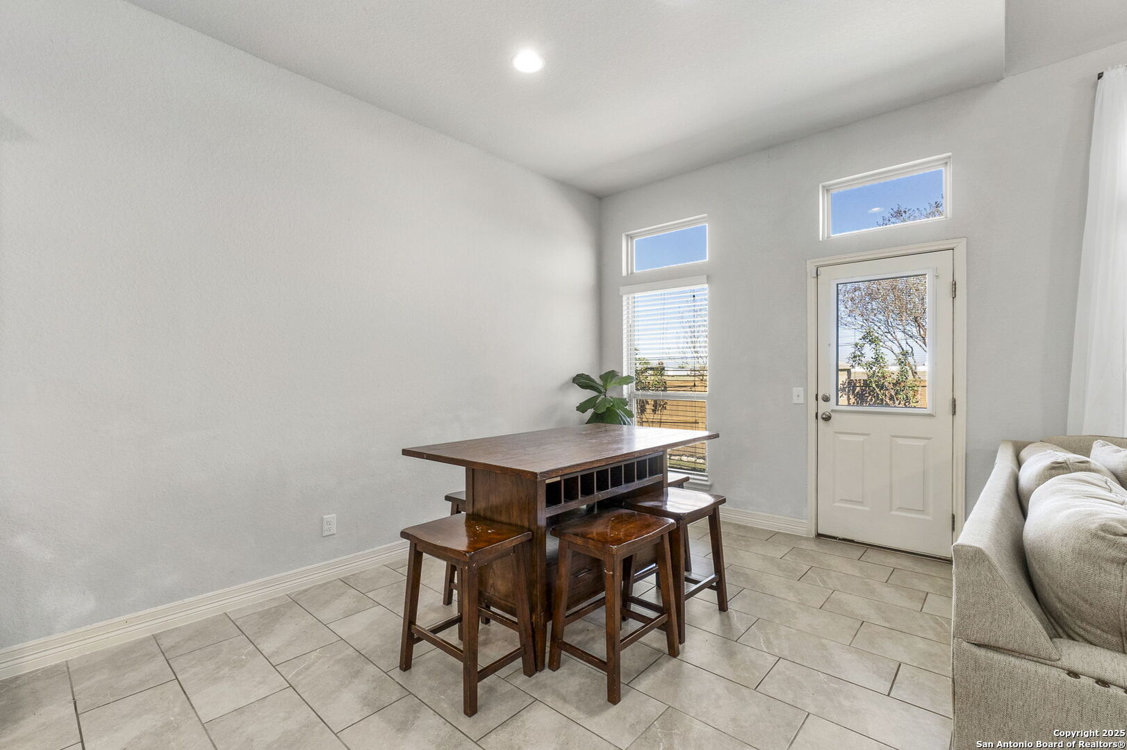 1704 Fall View