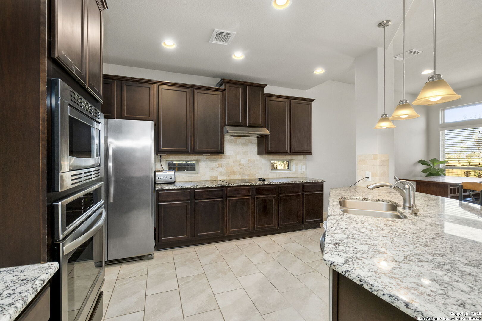 1704 Fall View