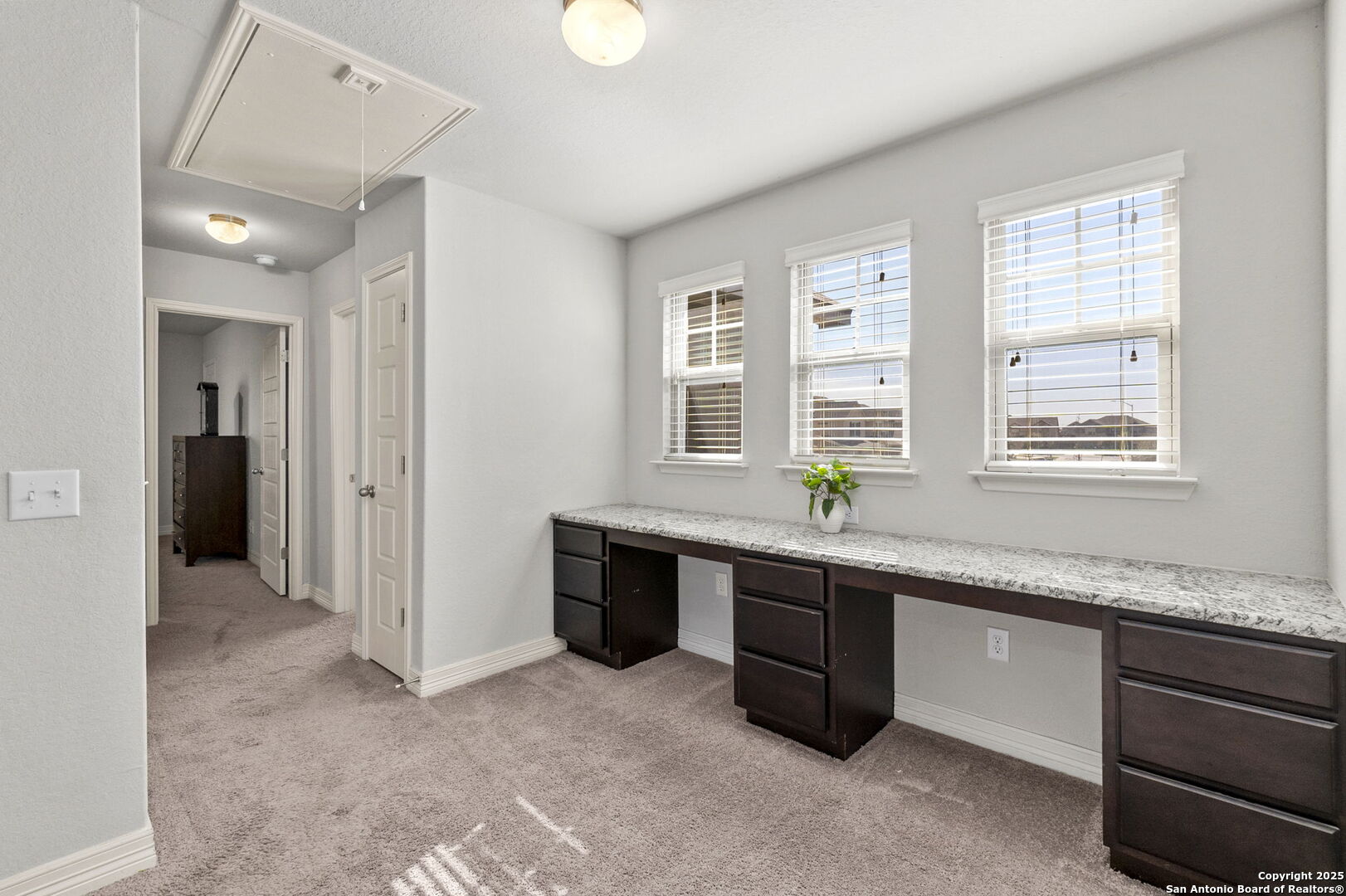 1704 Fall View