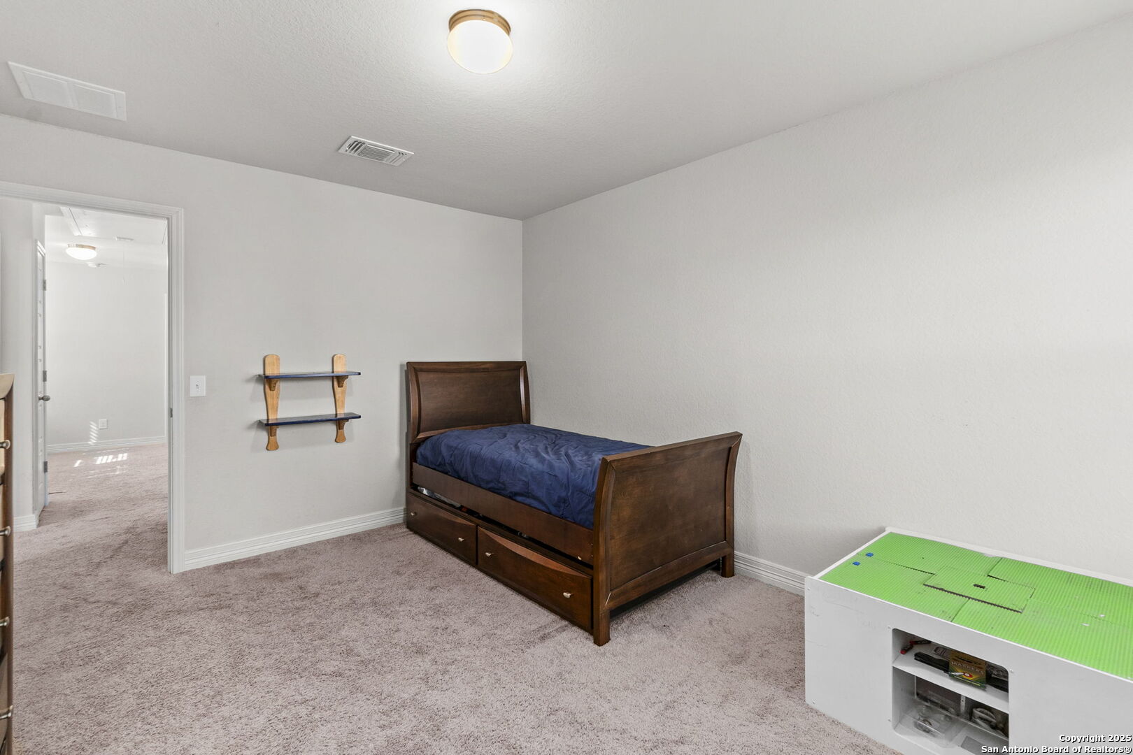 1704 Fall View