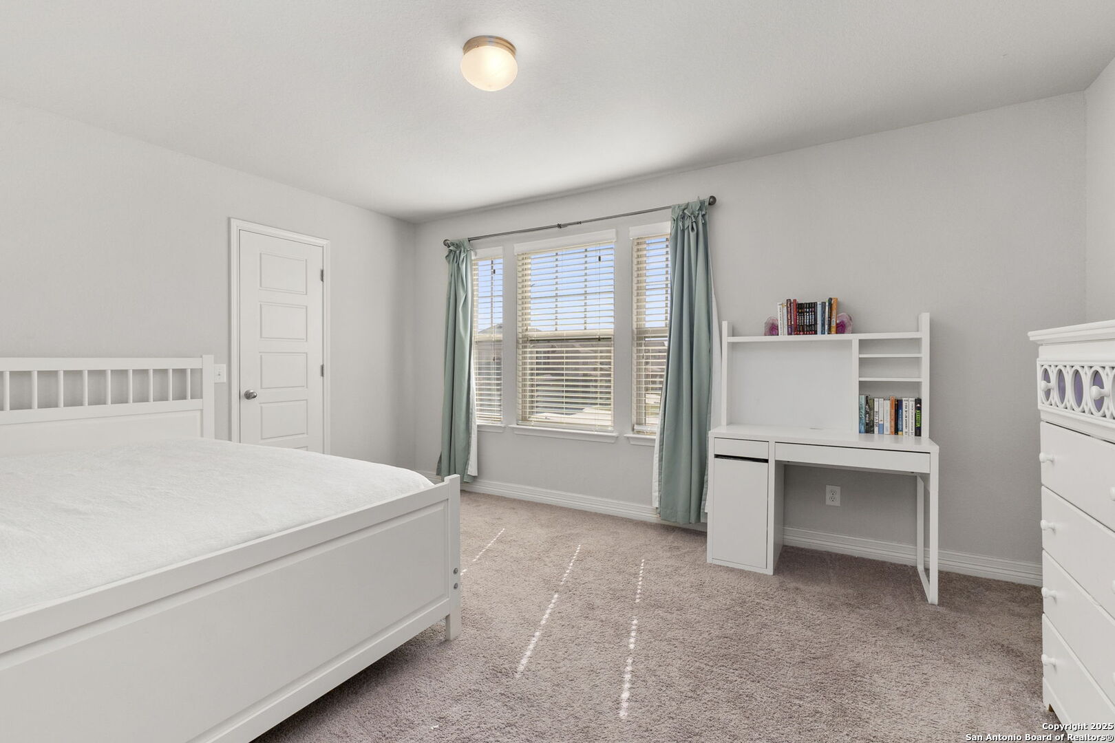 1704 Fall View
