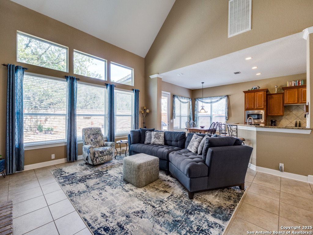 12007 Coleto Creek