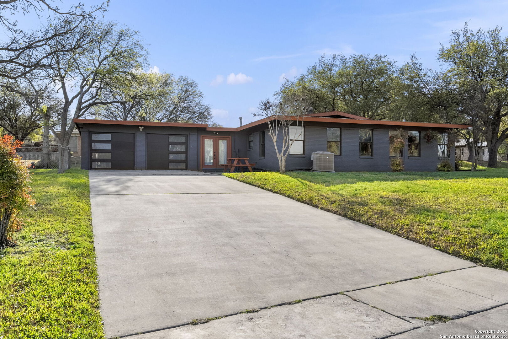 130 Northaven Dr.