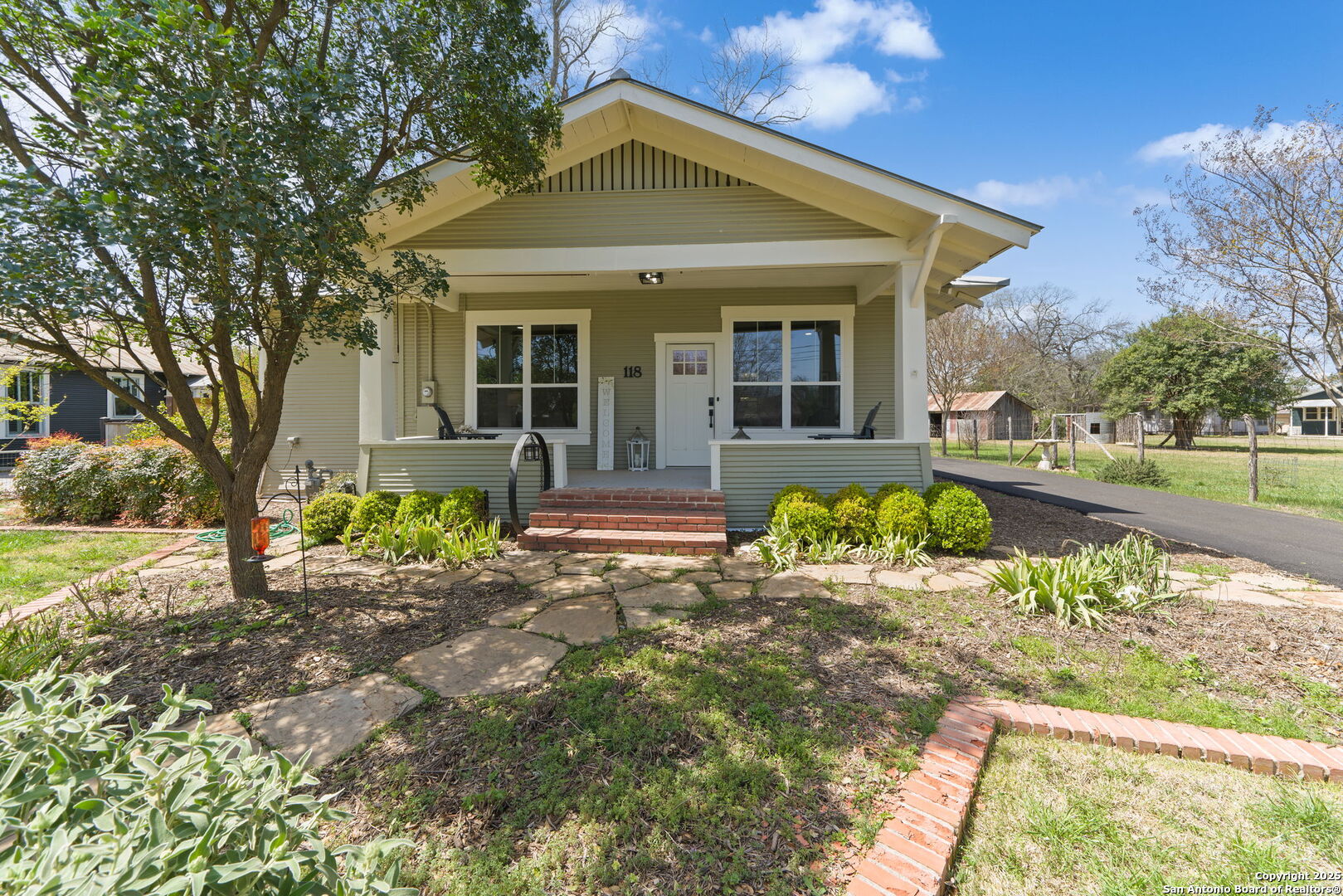118 Mesquite