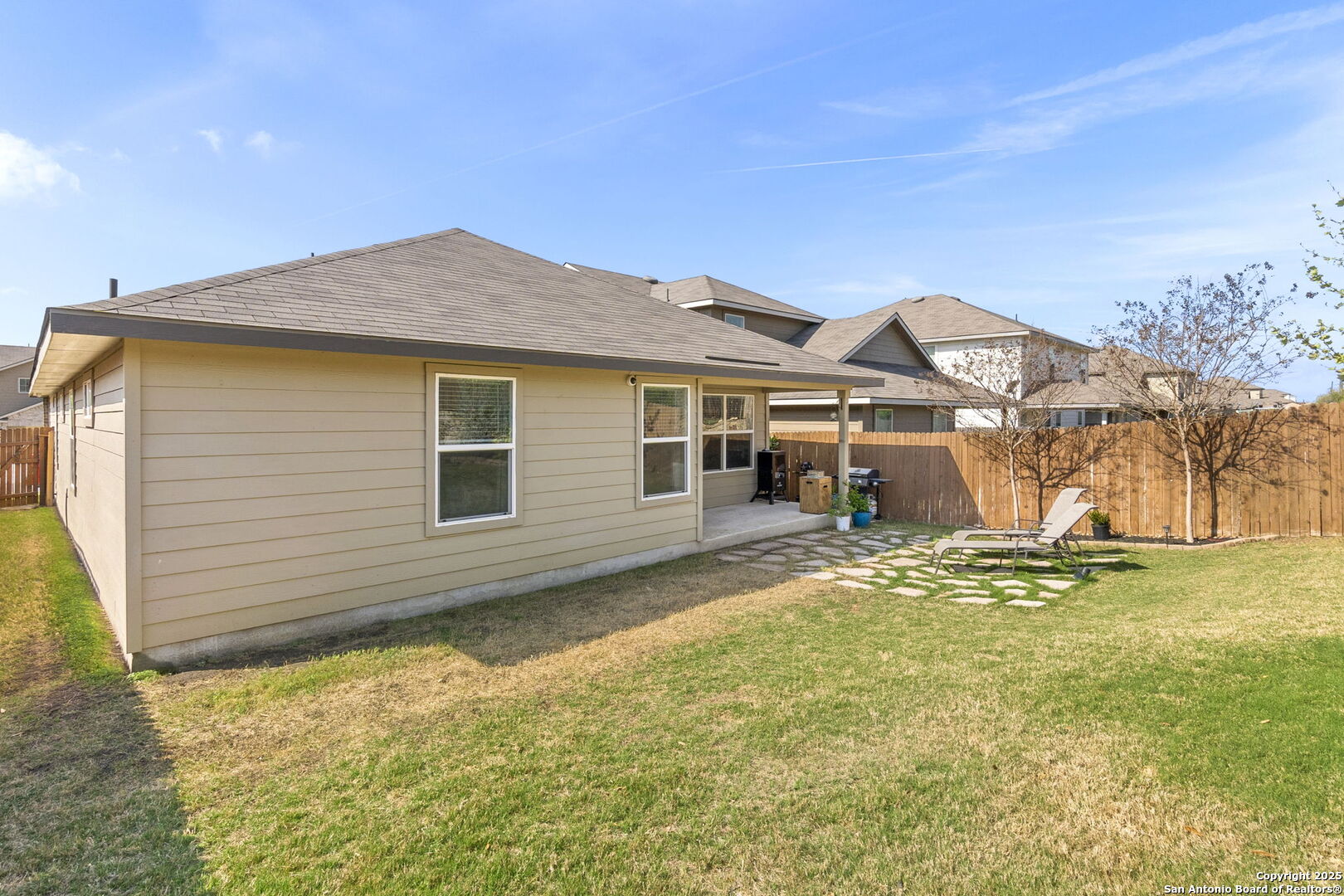 7015 Capella Cir