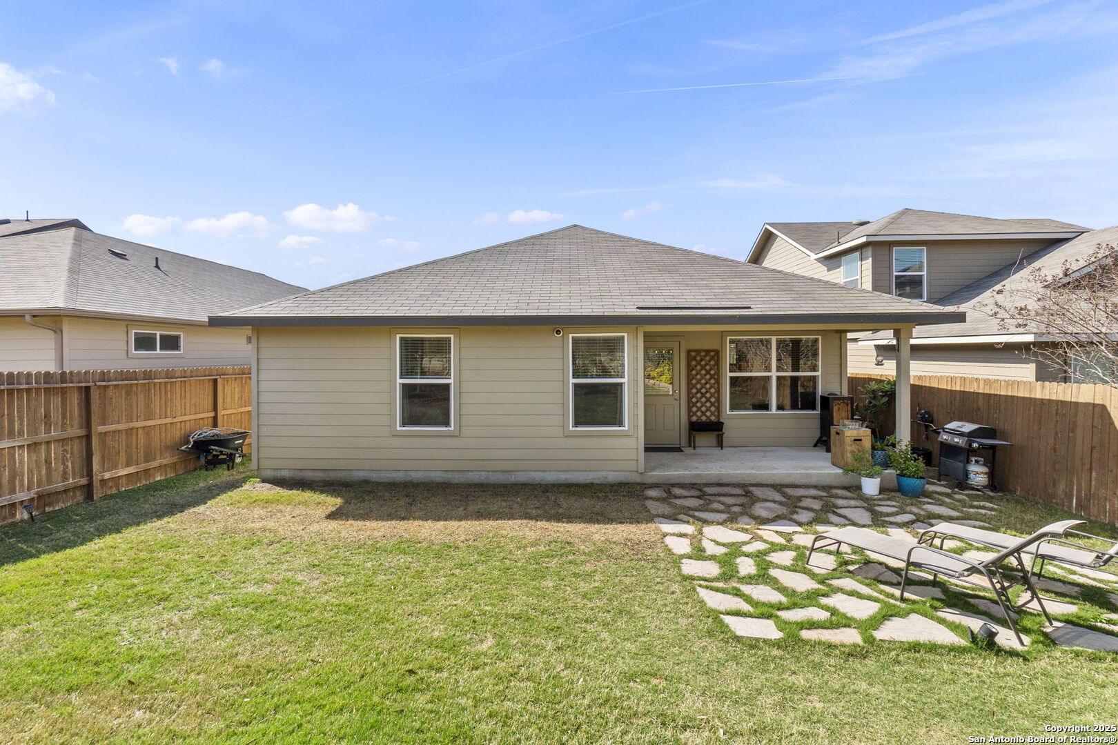 7015 Capella Cir