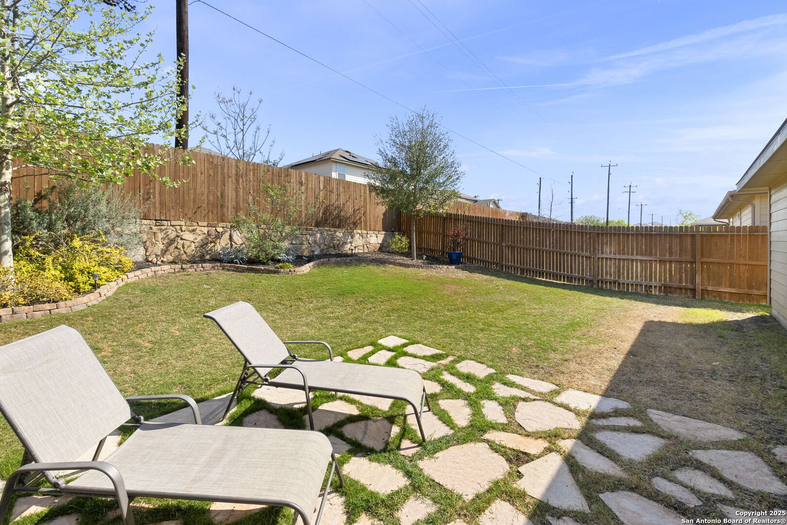 7015 Capella Cir