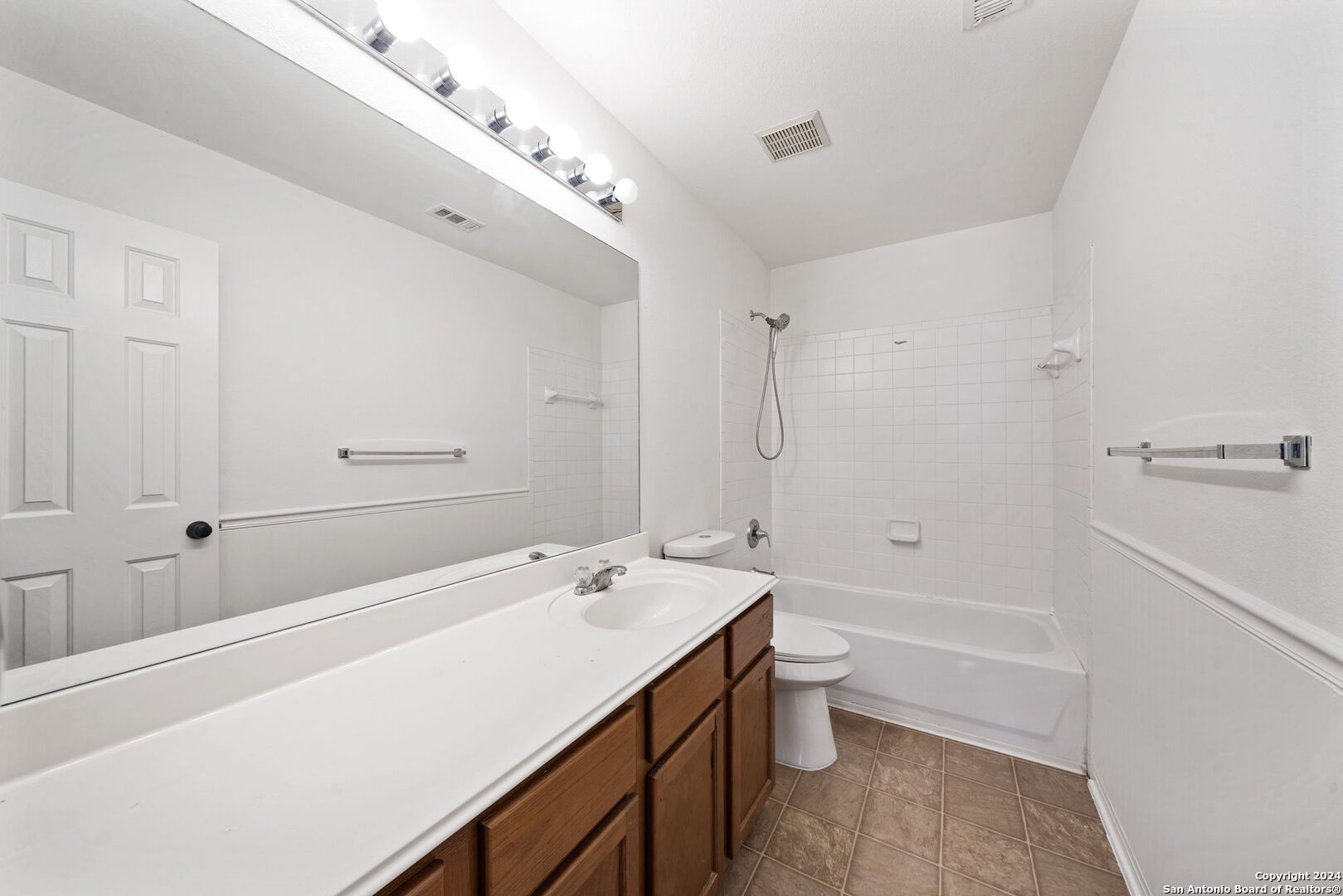 815 WINDHURST