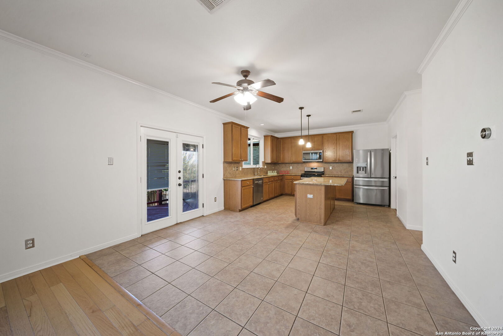 815 WINDHURST
