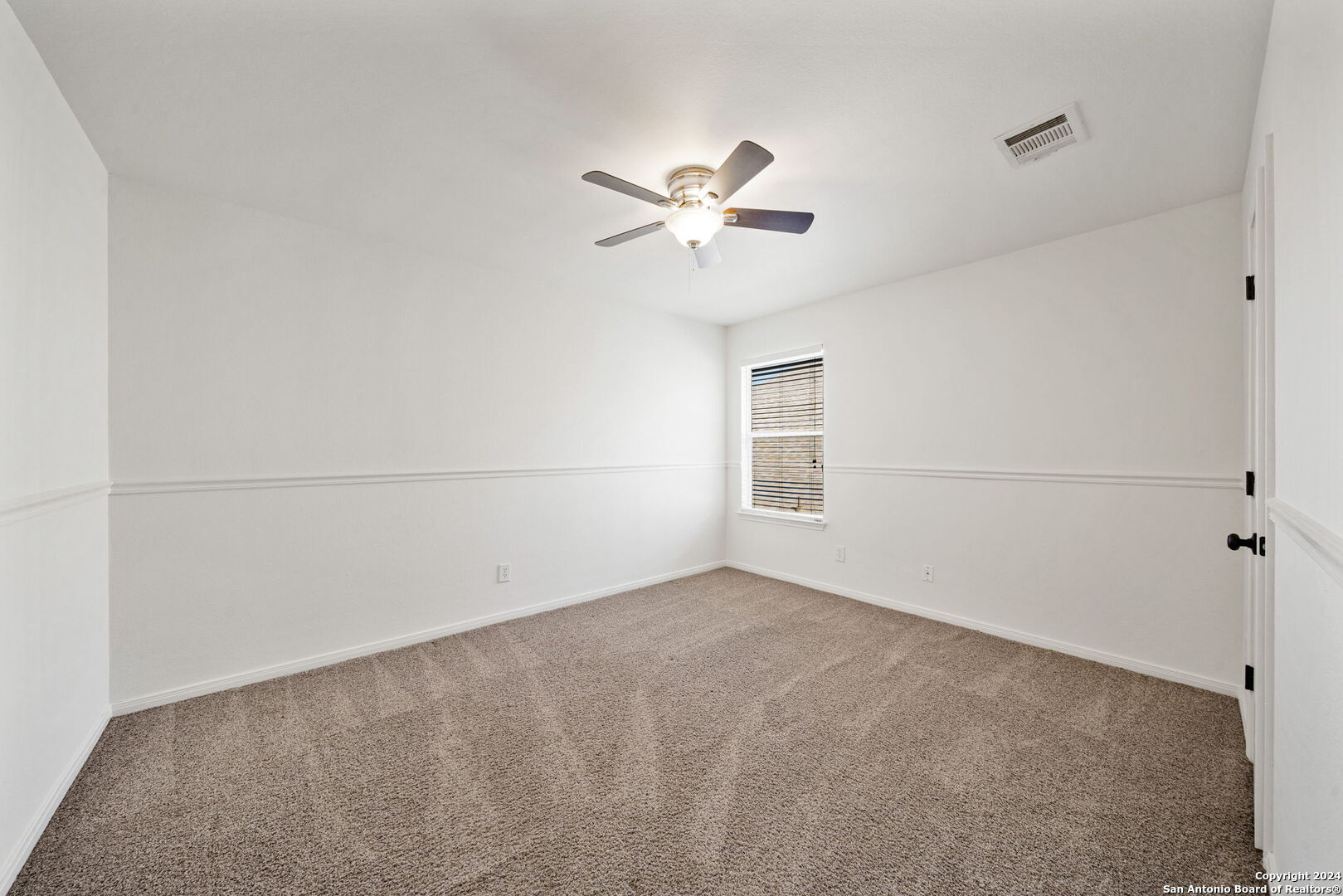 815 WINDHURST