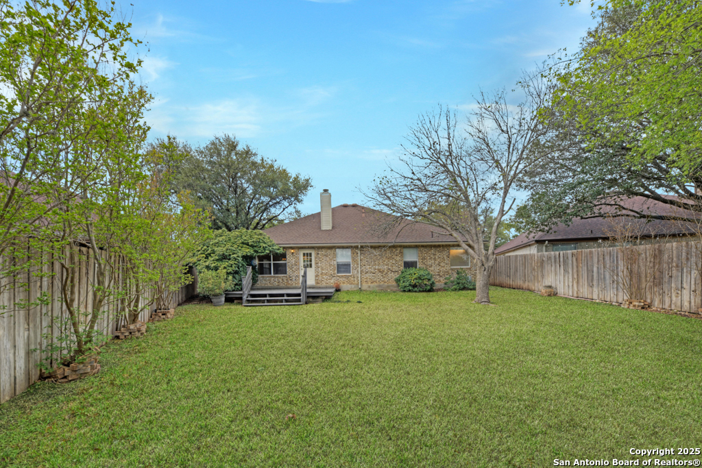 9406 Llano Verde