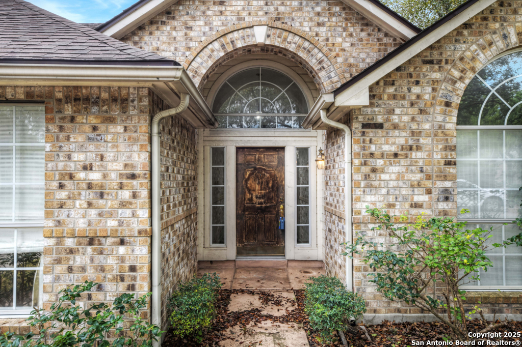 9406 Llano Verde