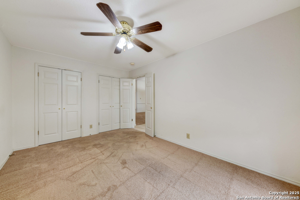 9406 Llano Verde