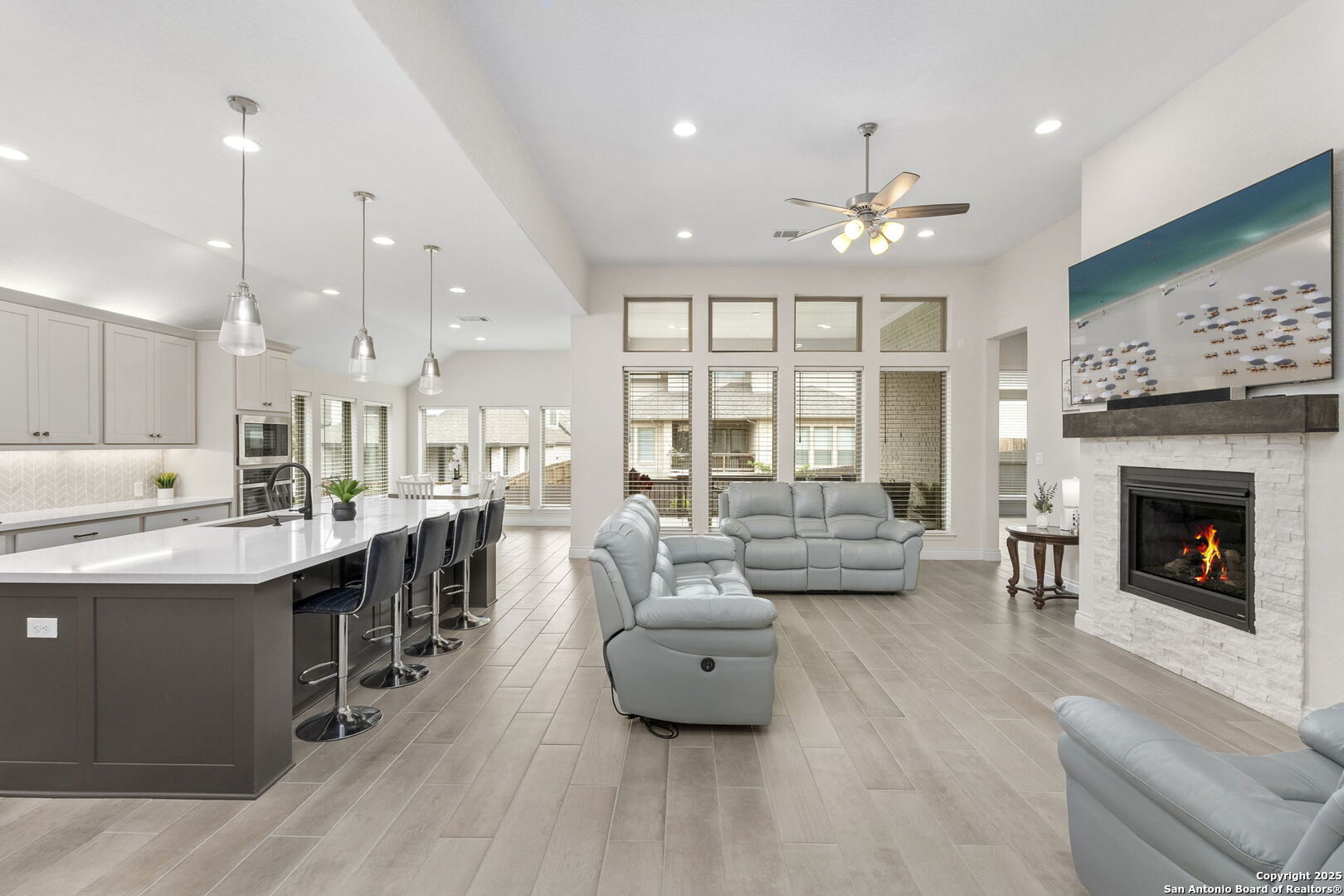 9024 Beacon Ridge