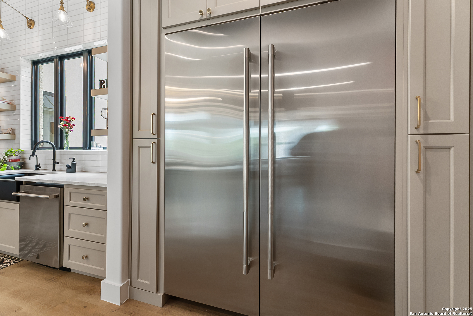 11207 Paraisio Bluff