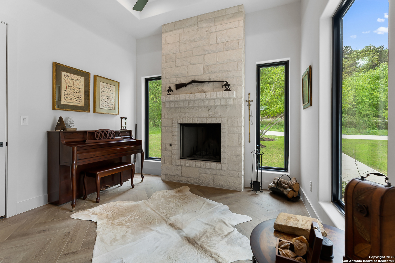 11207 Paraisio Bluff