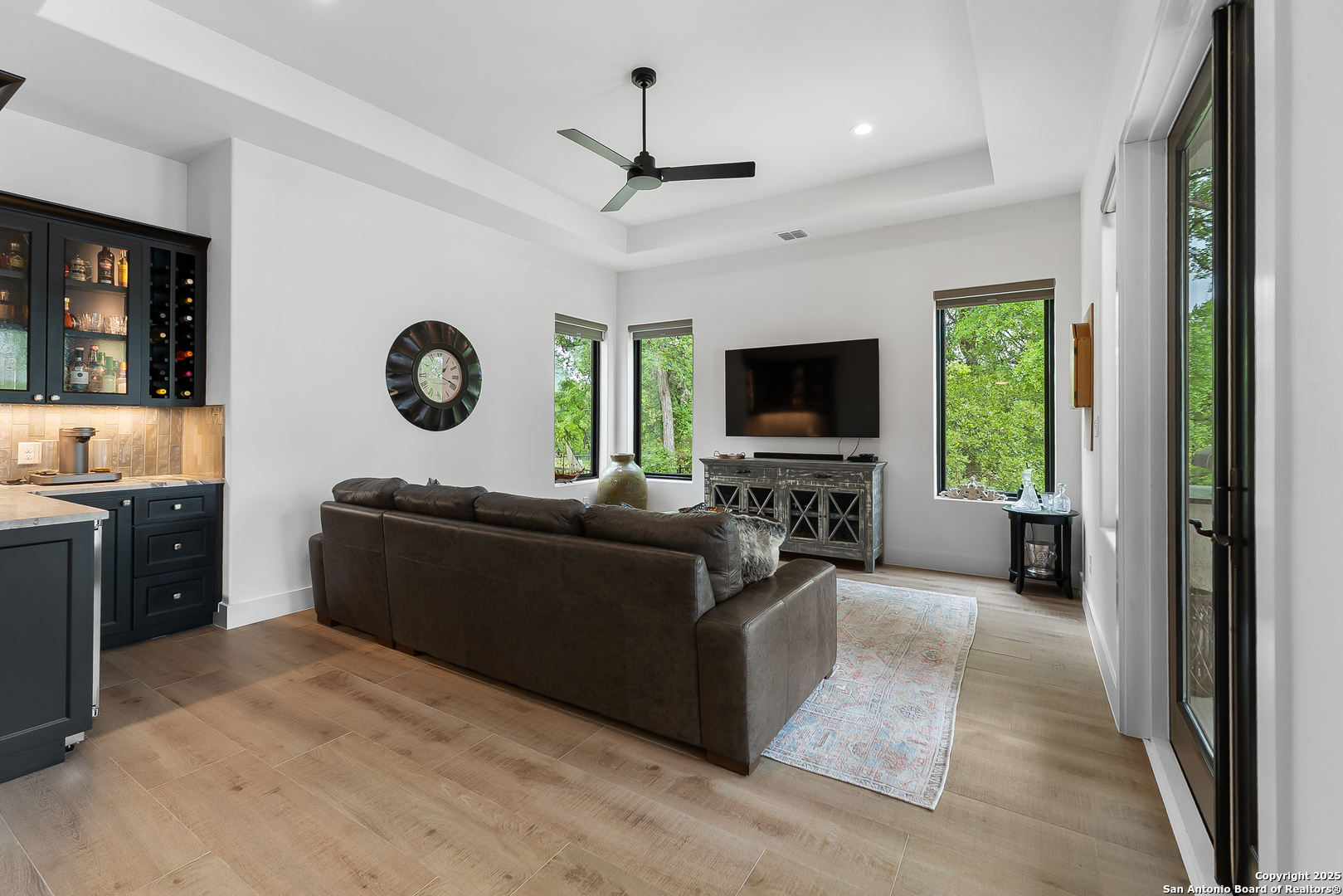 11207 Paraisio Bluff
