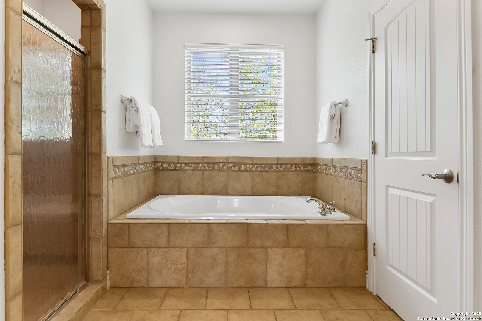 109 Timber View Dr
