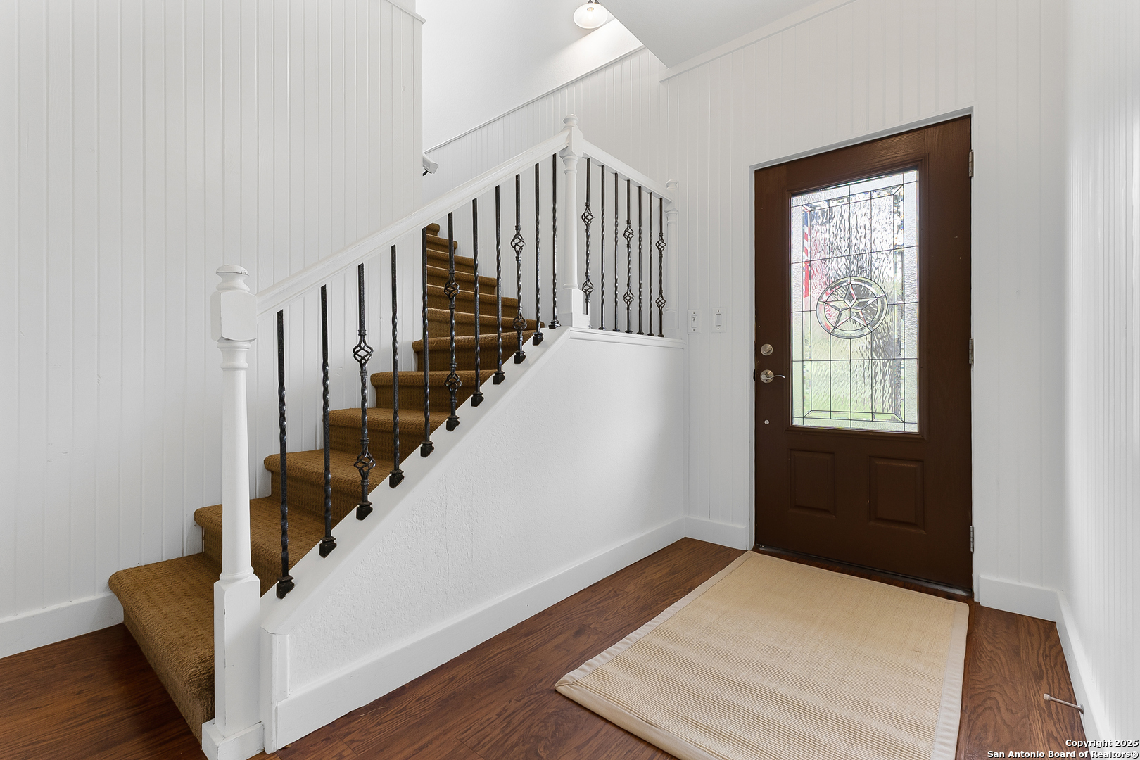 109 Timber View Dr