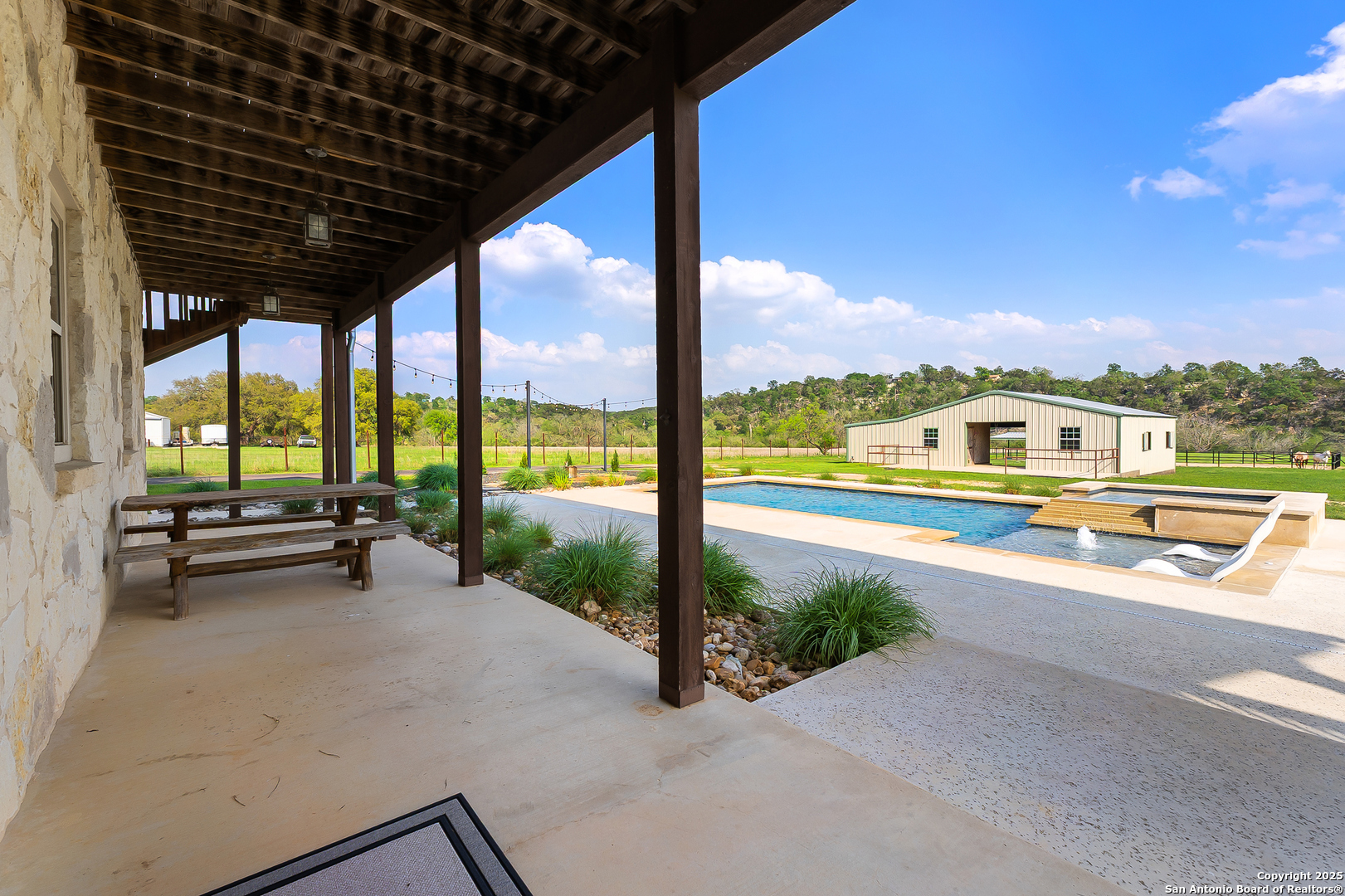 109 Timber View Dr