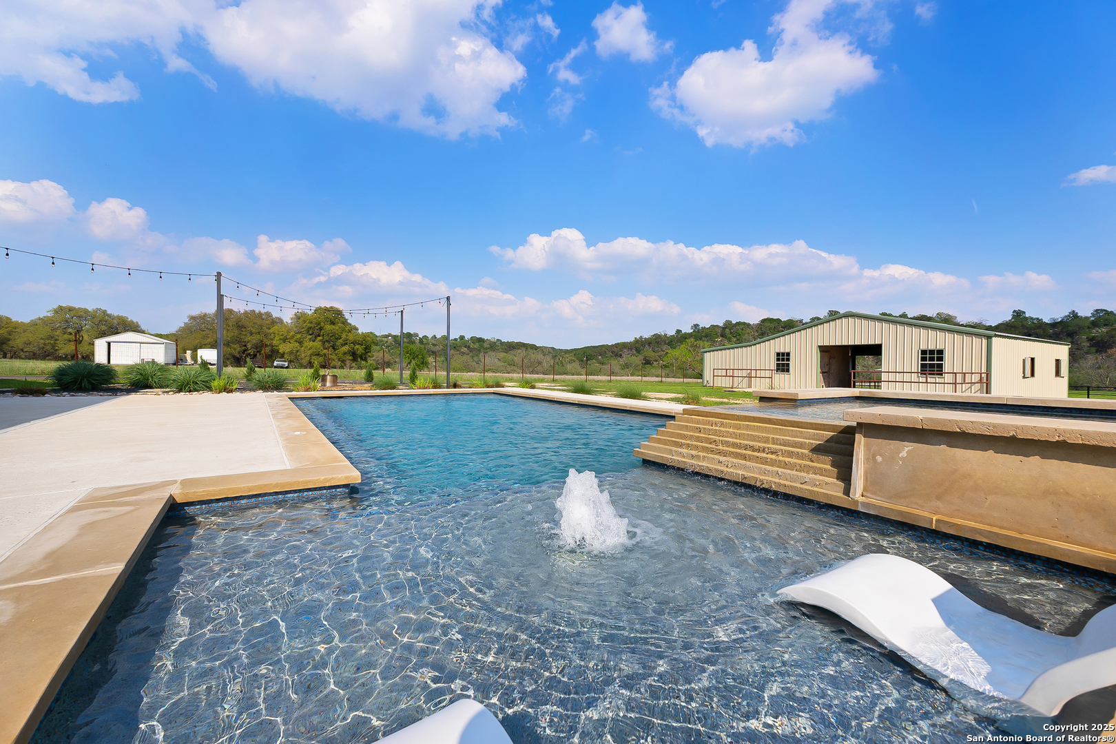 109 Timber View Dr