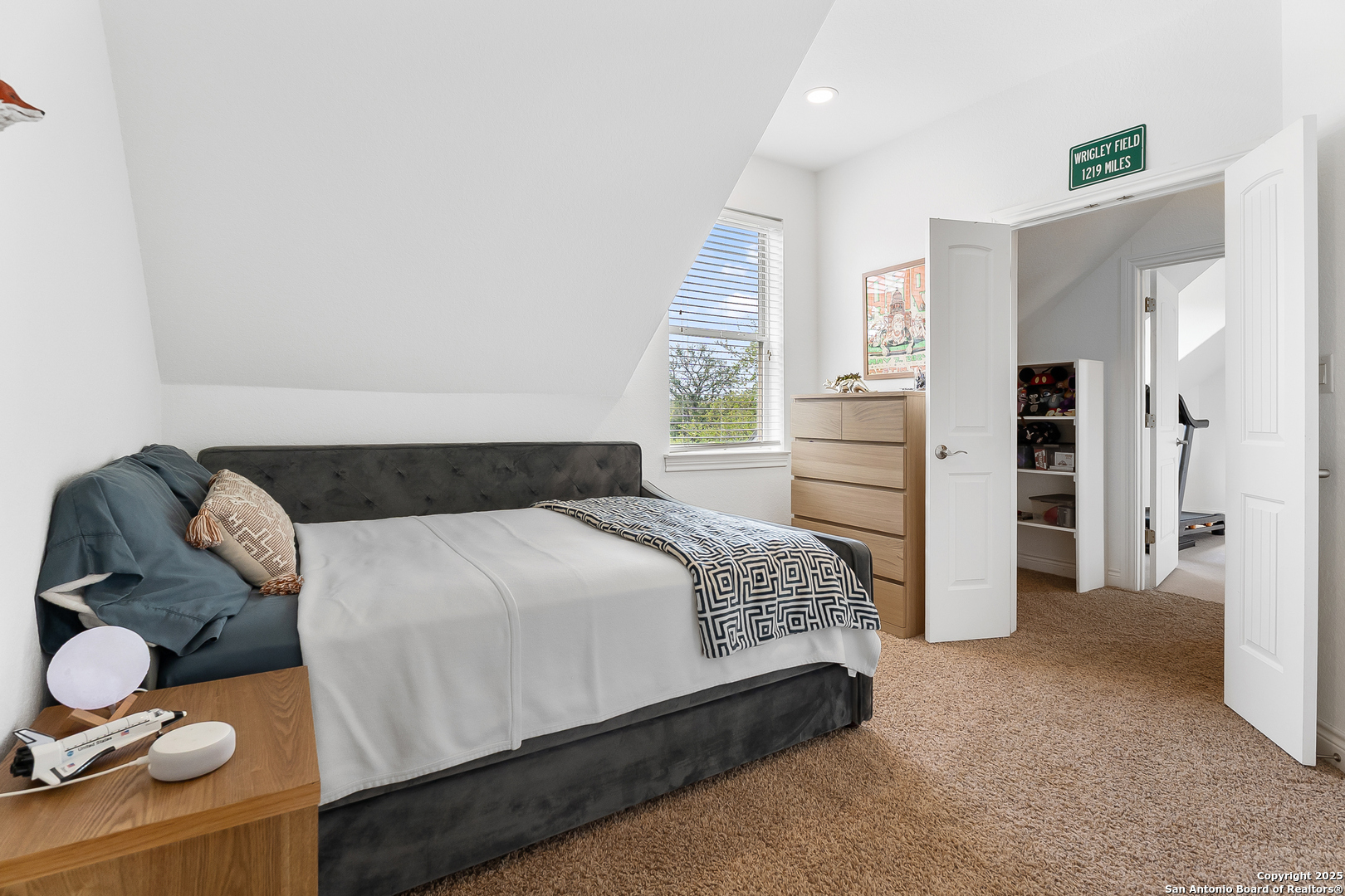 109 Timber View Dr