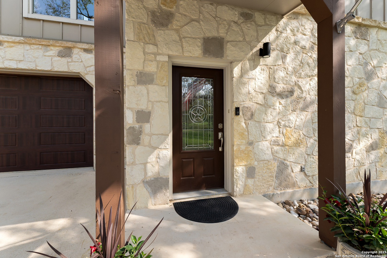 109 Timber View Dr