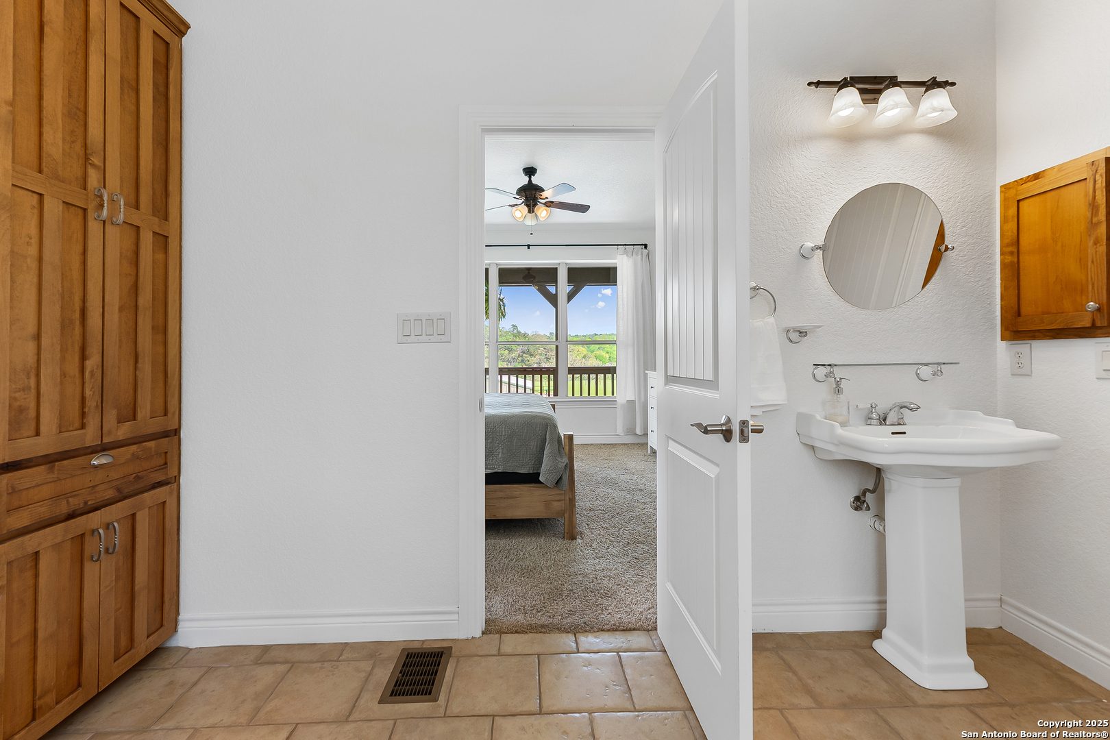 109 Timber View Dr