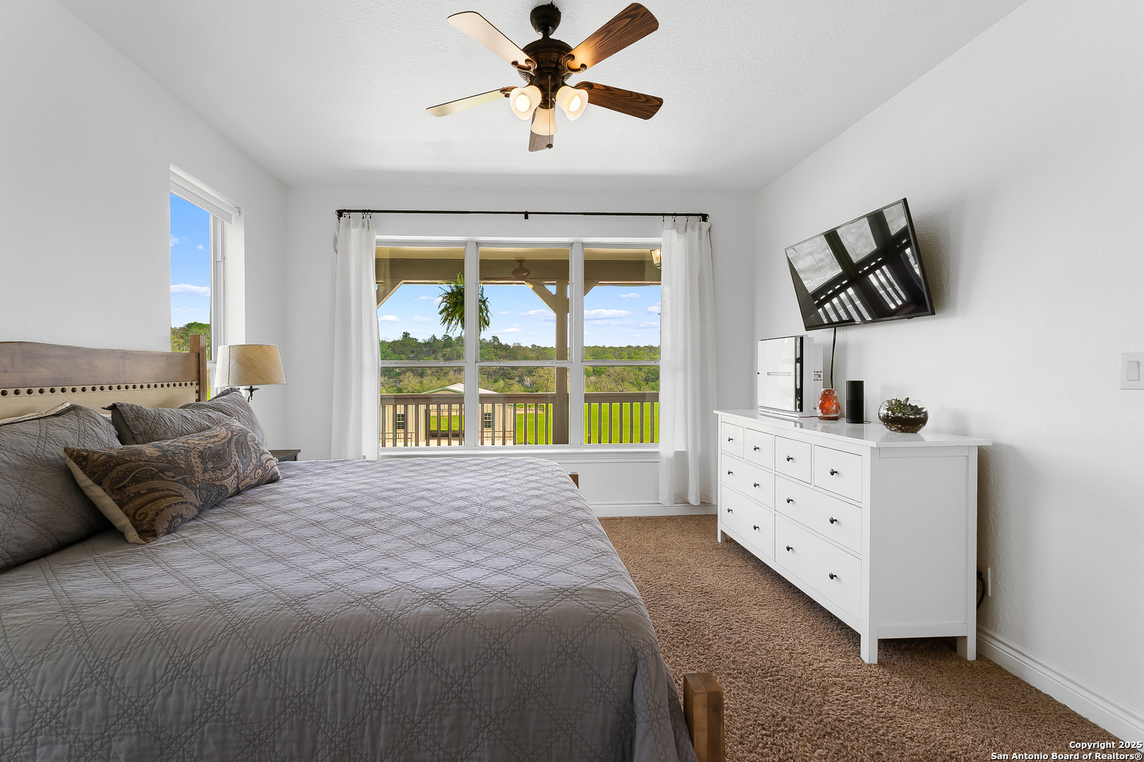 109 Timber View Dr