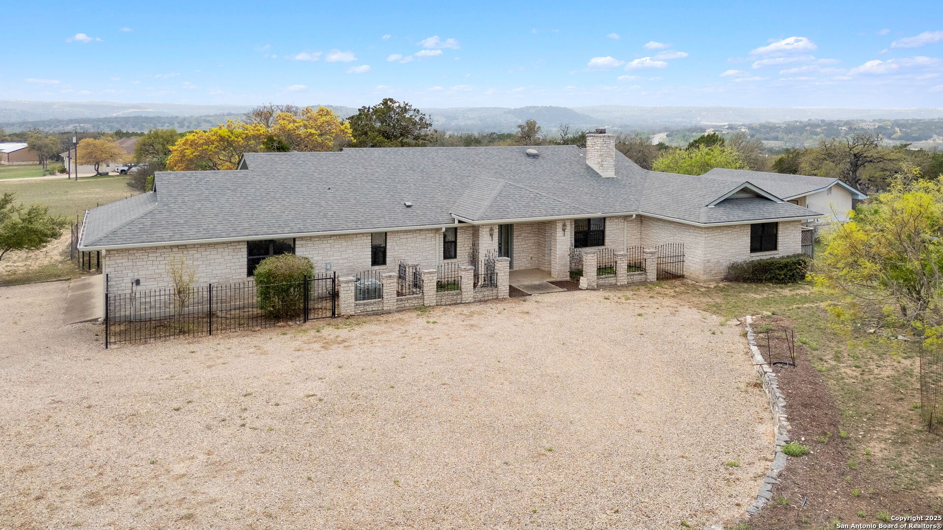 365 Estates Dr