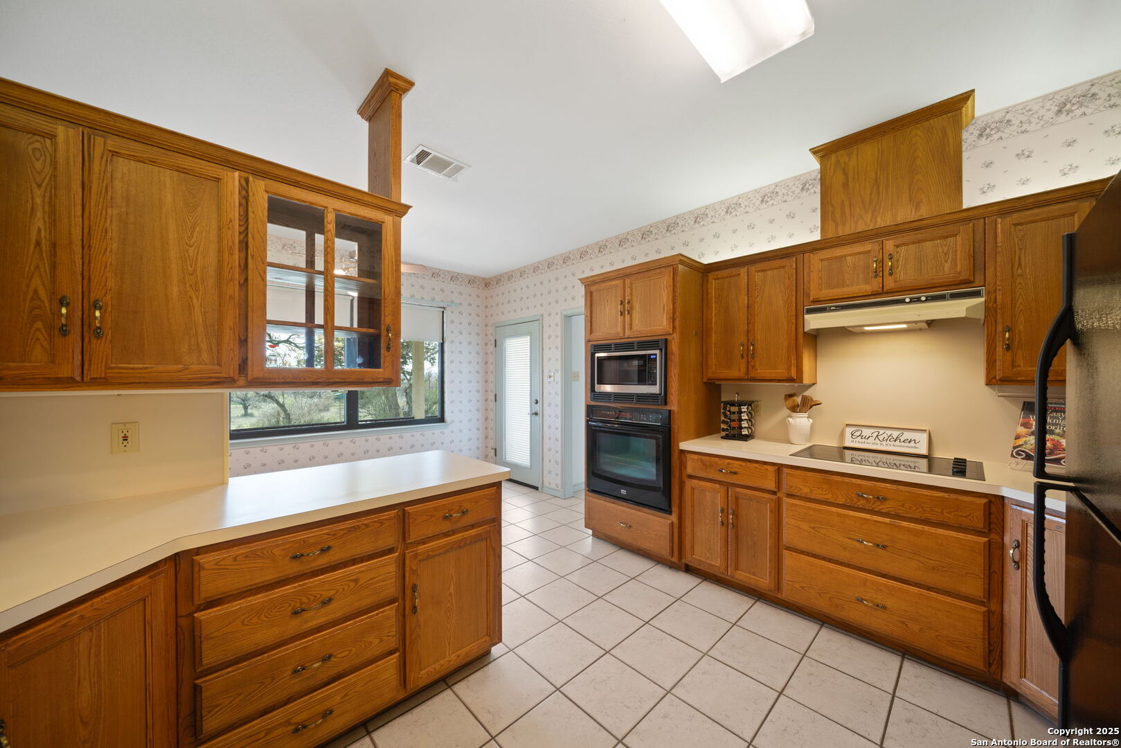 365 Estates Dr
